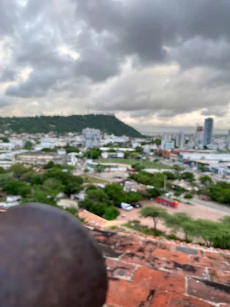 Una vista panorámica nublada de Cartagena